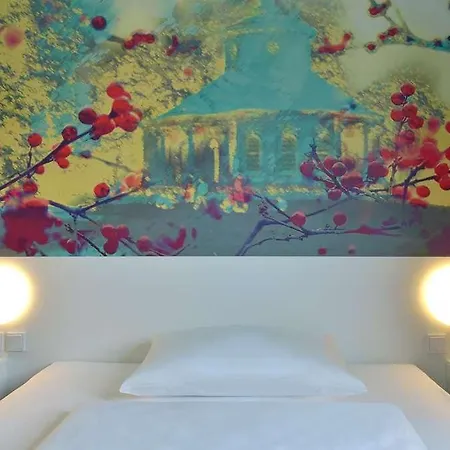 Hotel B&B Hotel Potsdam 2*