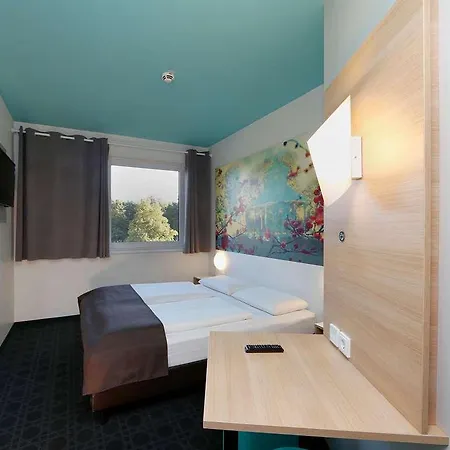 Hotell B&B Hotel Potsdam 2*