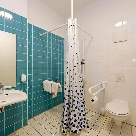 B&B Hotel Potsdam 2*